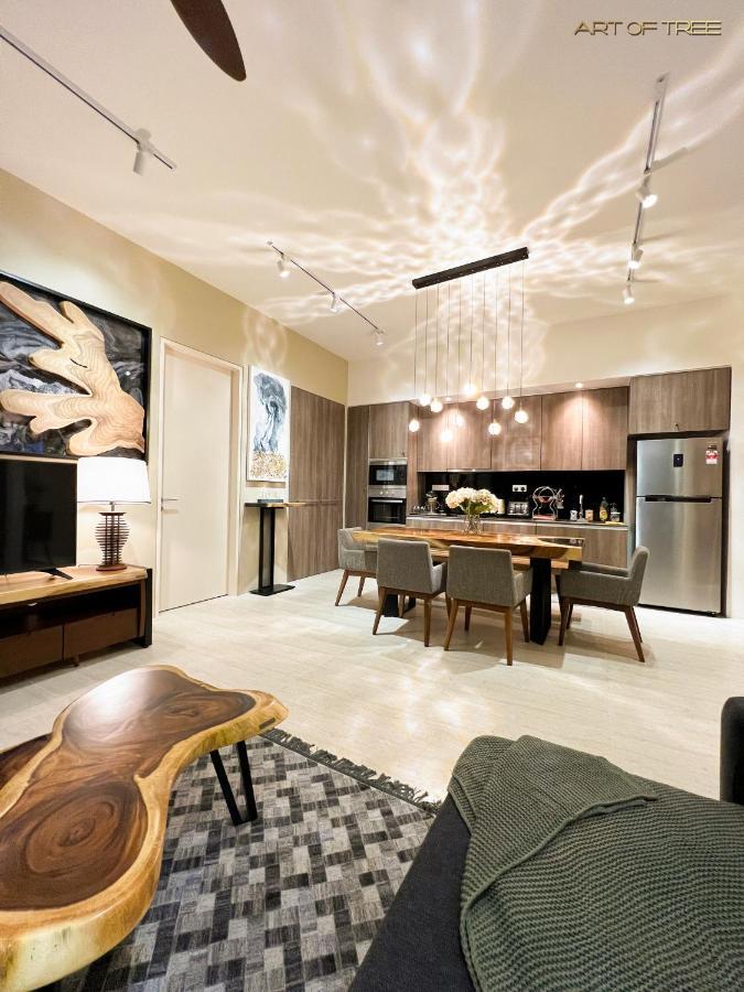 By The Sea Beachfront Designer Suites Penang - Managed By Art Of Tree Бату-Феррінгі Екстер'єр фото